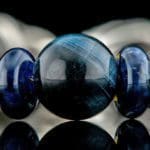 Magician bracelet center bead