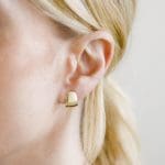 Artichoke J hoop earring 14K yellow gold