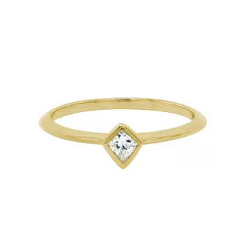 Kite shape diamond ring in 14k yellow gold