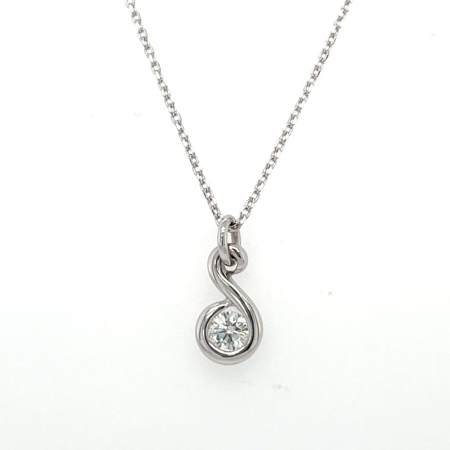 sweet embrace necklace white gold