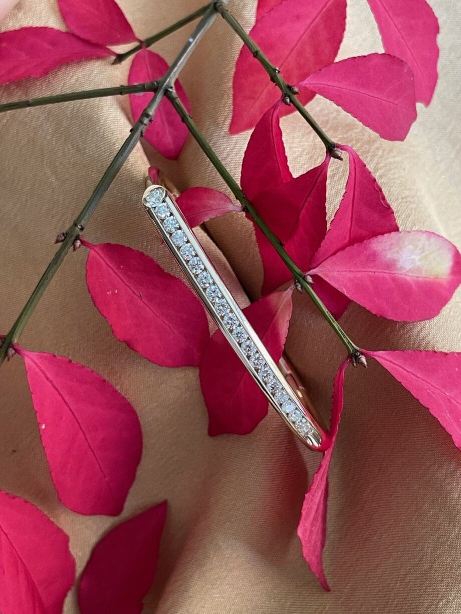 Riviera Diamond Pascal hinged bracelet top view