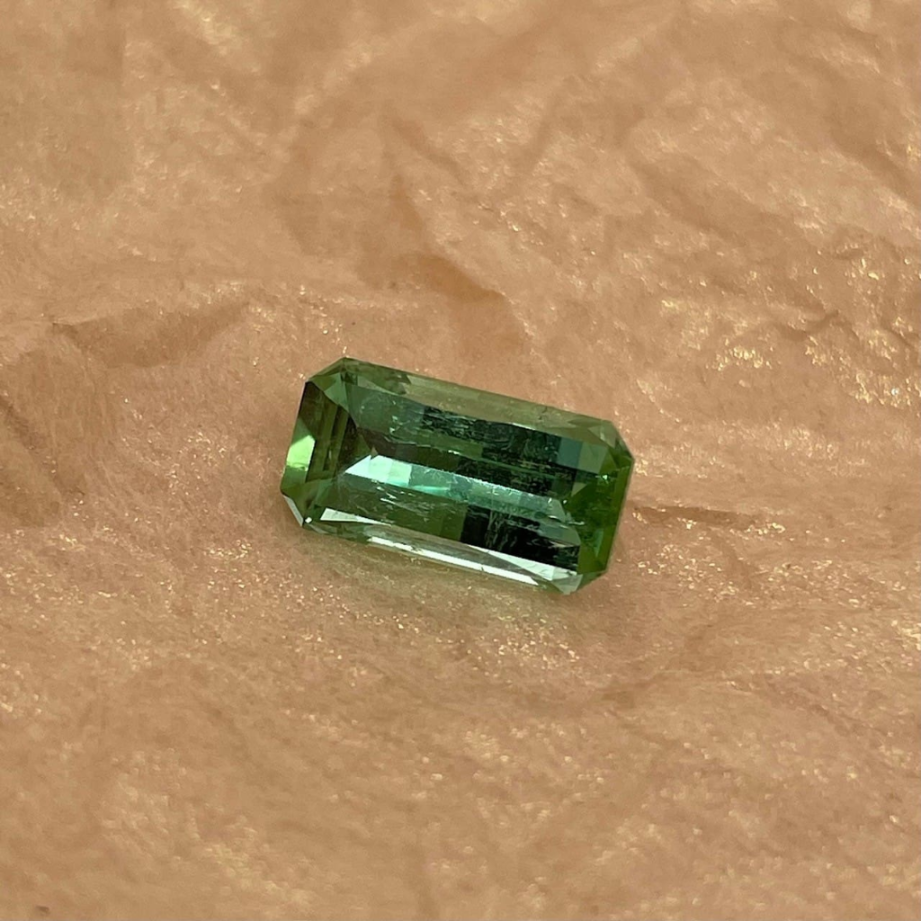 3.28 carat vibrant green Maine tourmaline with opposed bar cut