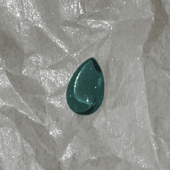 Smooth pear shaped green tourmaline cabochon 1.26 carats 9x6mm