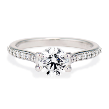 Viisi Round Diamond Engagement Ring in Platinum