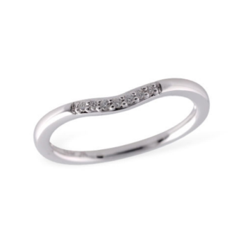 Curved 14K white gold wedding band featuring seven round diamonds in shared prong setting