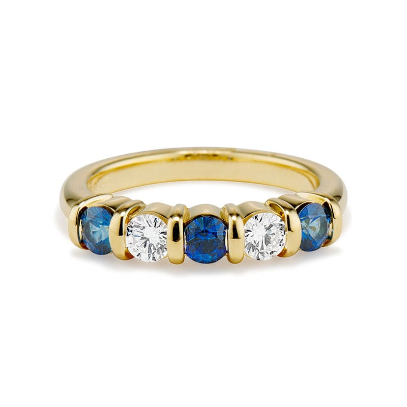 18K yellow gold Ridge Ring band with round blue sapphires and round diamonds set in bar settings