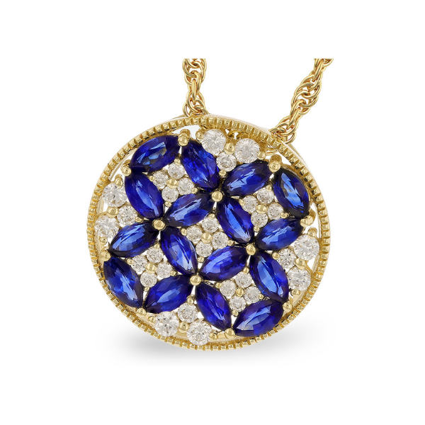Rope chain necklace with twisted spiral design